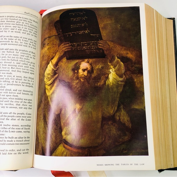 VTG Holy Bible Gold color page REMBRANDT Edition Authorized King James Version - Picture 9 of 16